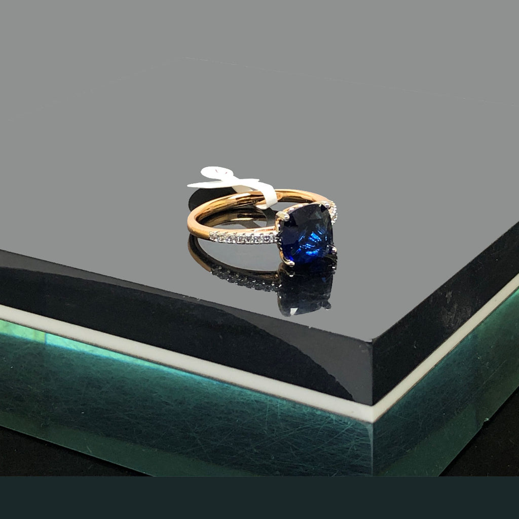 Classic Blue Sapphire Gold Ring