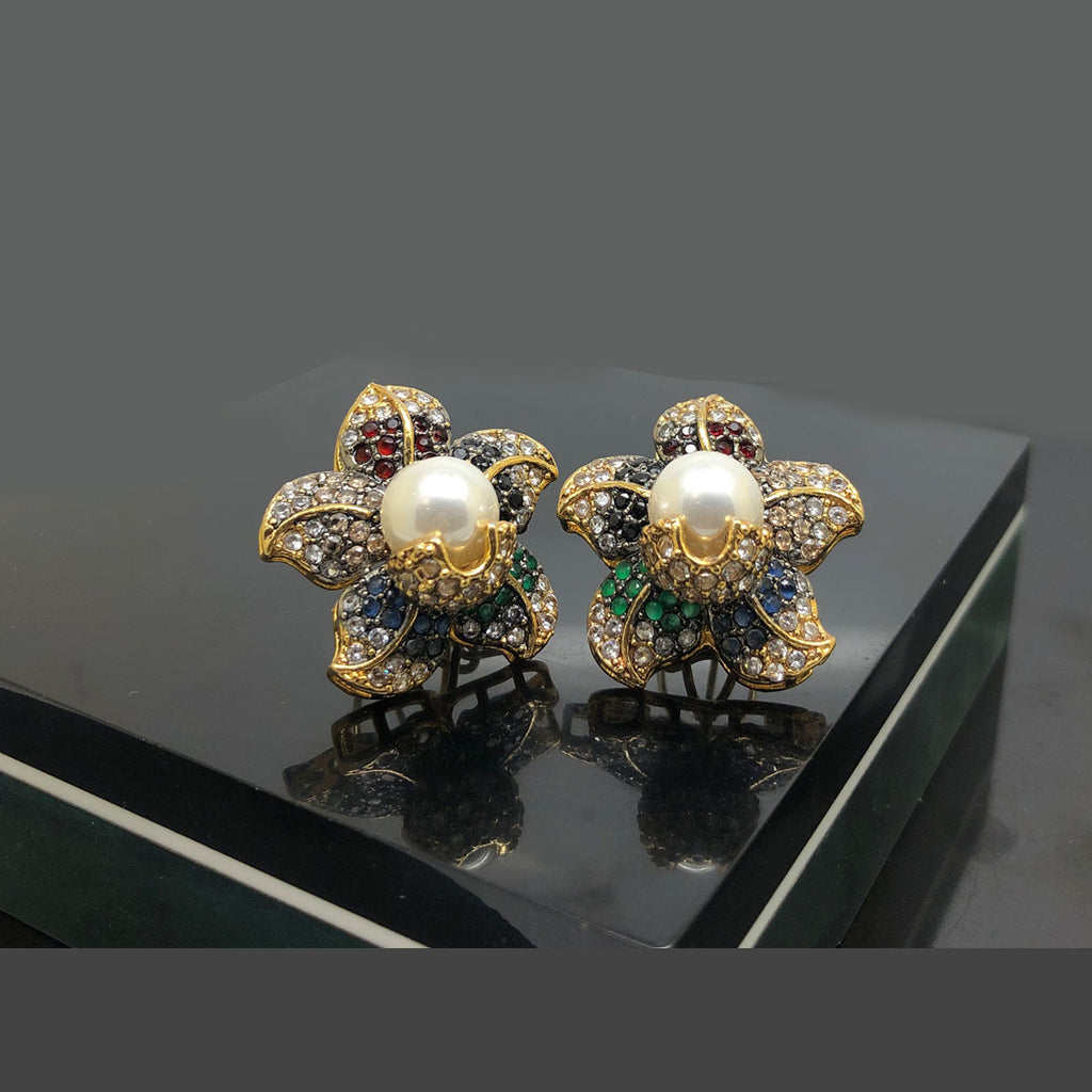 Luxurious Pearl Flower Earrings