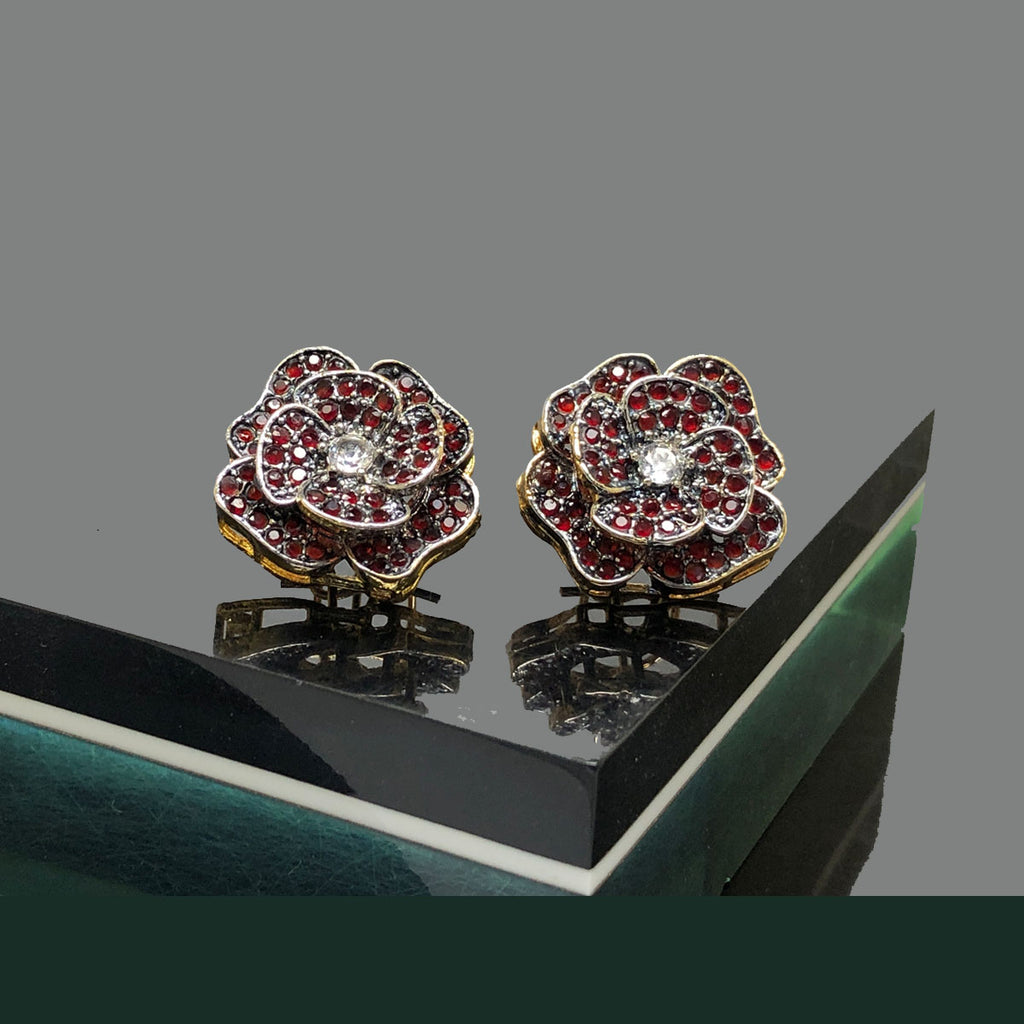 Elegant Flower-Shaped Crystal Stud Earrings