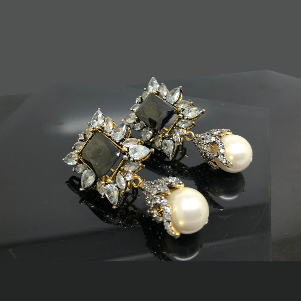 Gold-Plated Traditional Earrings with Pearls and Crystal Accents