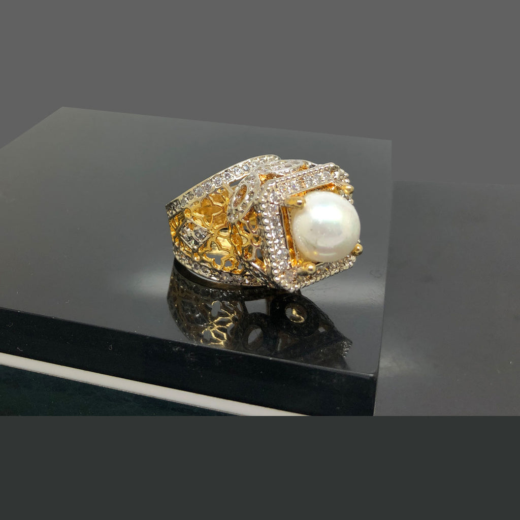 Exquisite Gold-Plated Gemstone Ring with Intricate Design